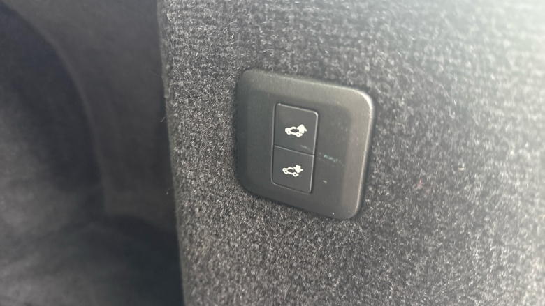 Land Rover Range Rover Sport 3.0 D300 Autobiography Dynamic 5dr Auto Diesel Estate